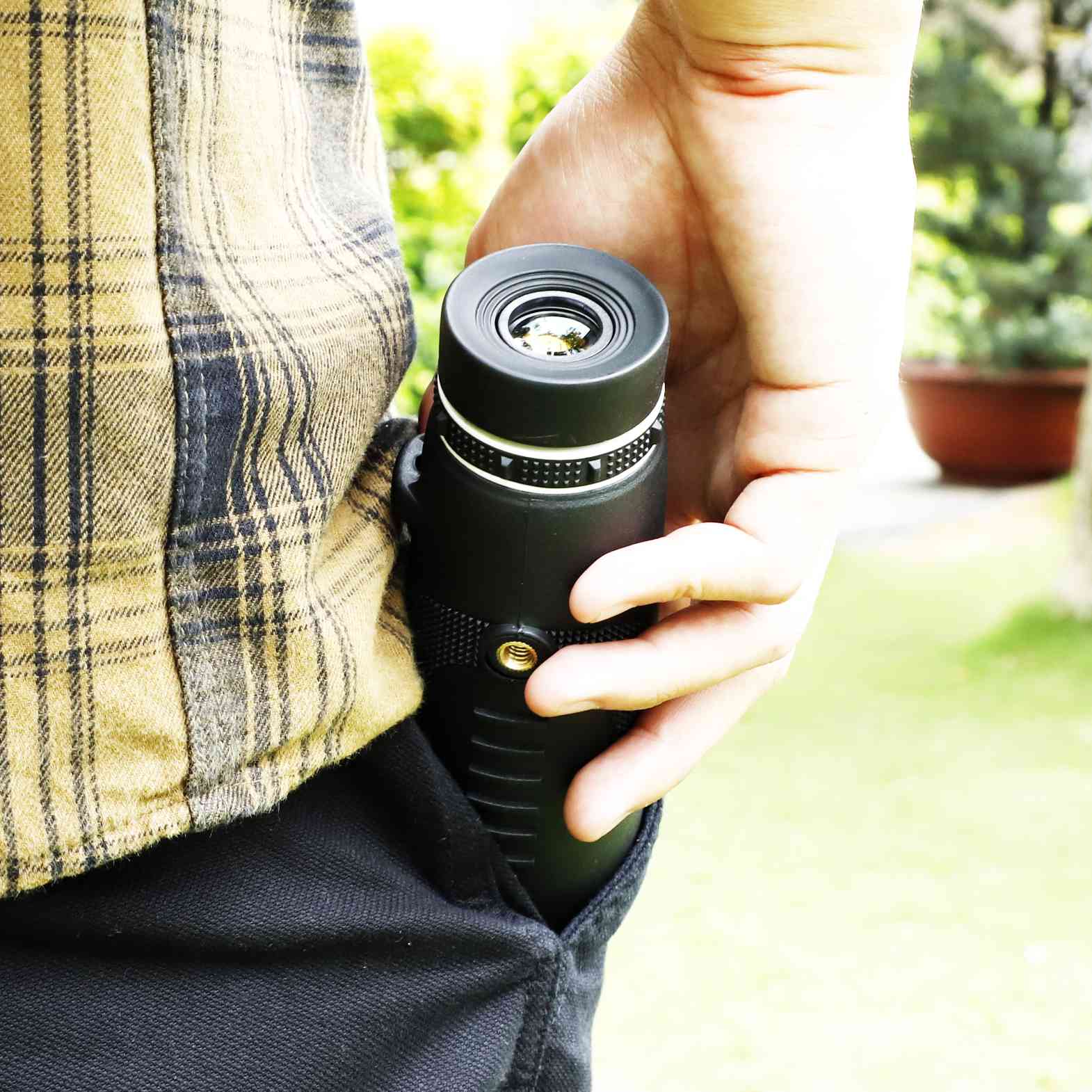 Pocket-size tactical 12X optical zoom